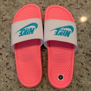 Brand new Nike Benassi JDI slides